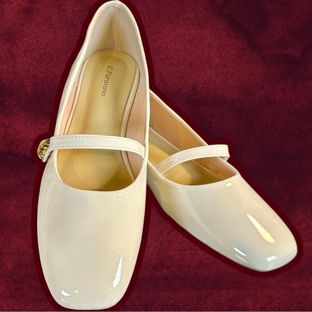 NWOT C. Paravano Cream Patent Square-Toe Mary Jane Flats with Gold Buttons Sz 41 - Picture 8 of 16